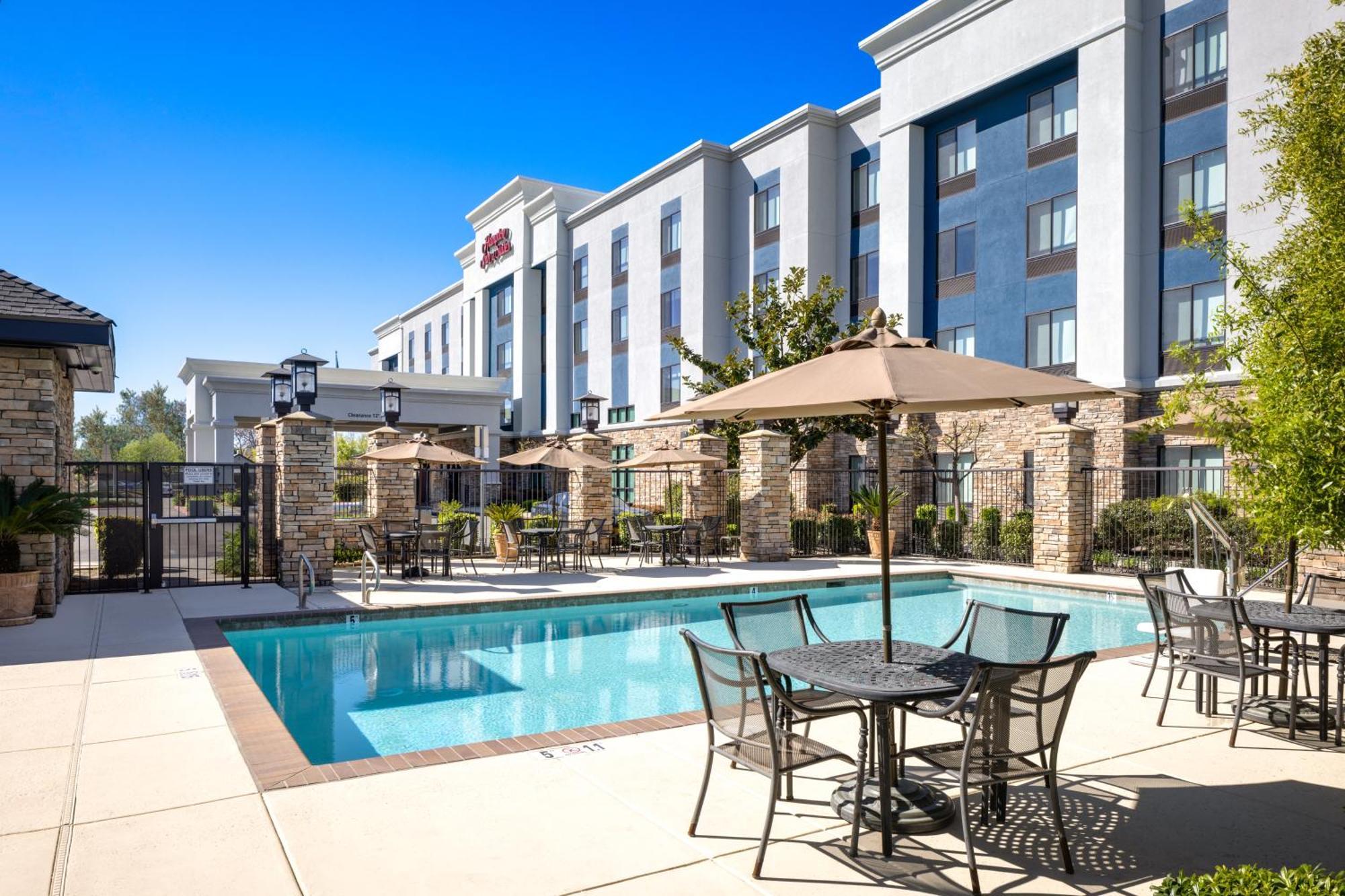 Hampton Inn & Suites Manteca Ngoại thất bức ảnh